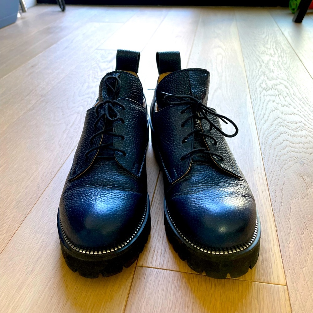 Liliani sapphire color boots size 35 (US 5.5)